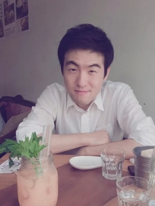 Jongbin Lee